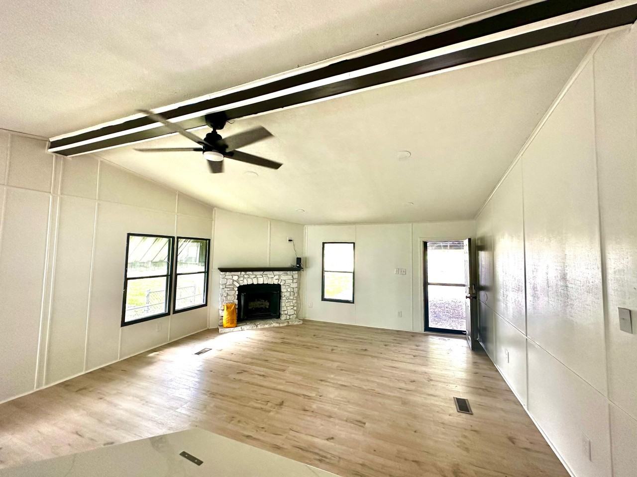318 Overlook Trl - Photo 6 of 22