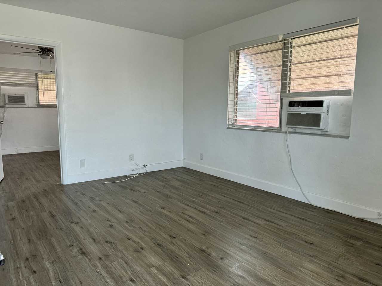 1734 Fletcher St - Photo 7 of 15