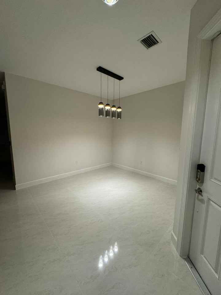 10941 Bitternut Hickory Ln - Photo 3 of 41