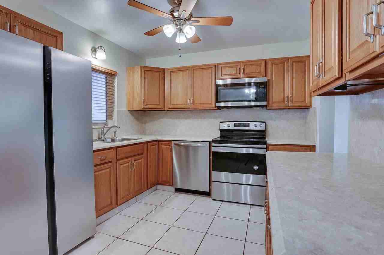 970 Sw 3rd Ave - Photo 4 of 24