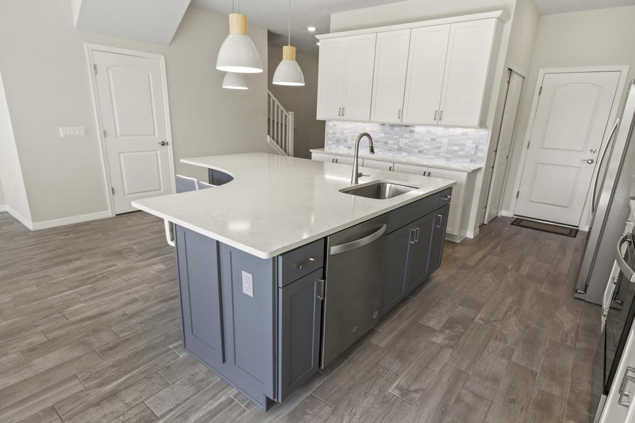 4826 Jumping Way - Photo 7 of 42