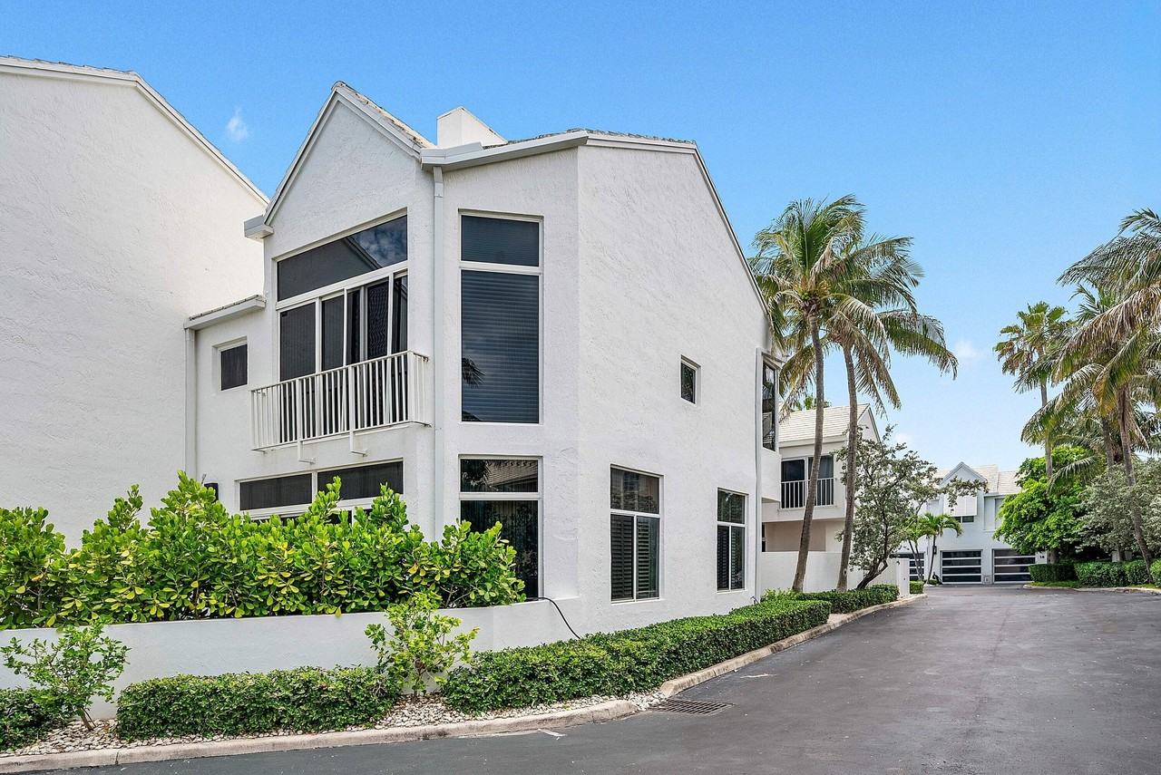 2115 S Ocean Blvd #14 - Photo 3 of 50