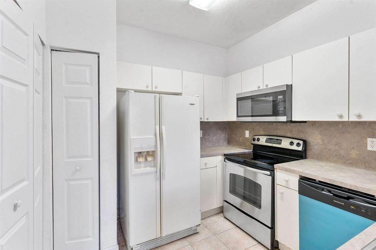 1407 S Santa Catalina Cir - Photo 3 of 27