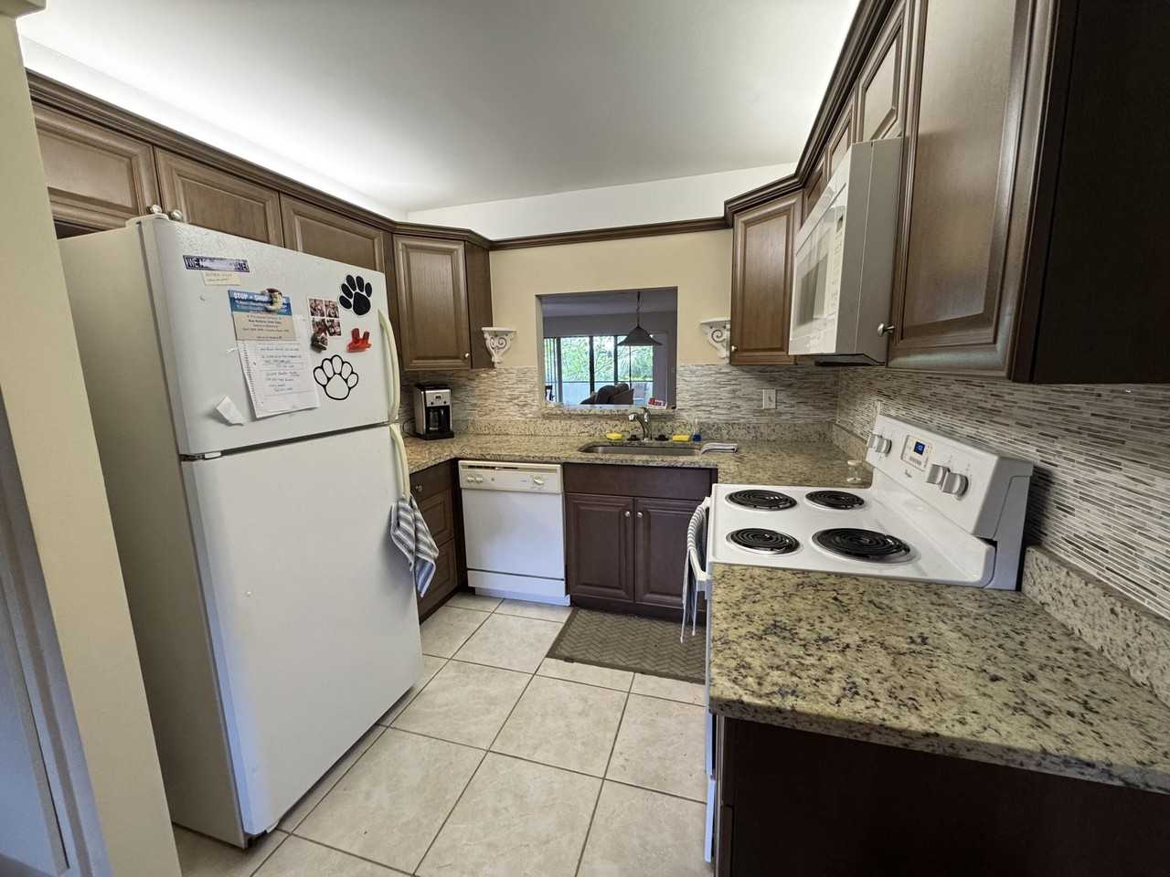 11894 Suellen Cir - Photo 5 of 19