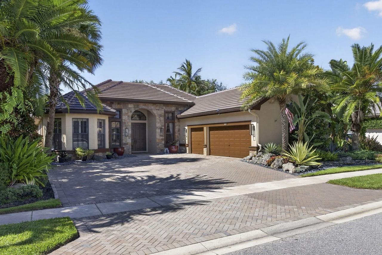 10336 Trianon Pl - Photo 2 of 50