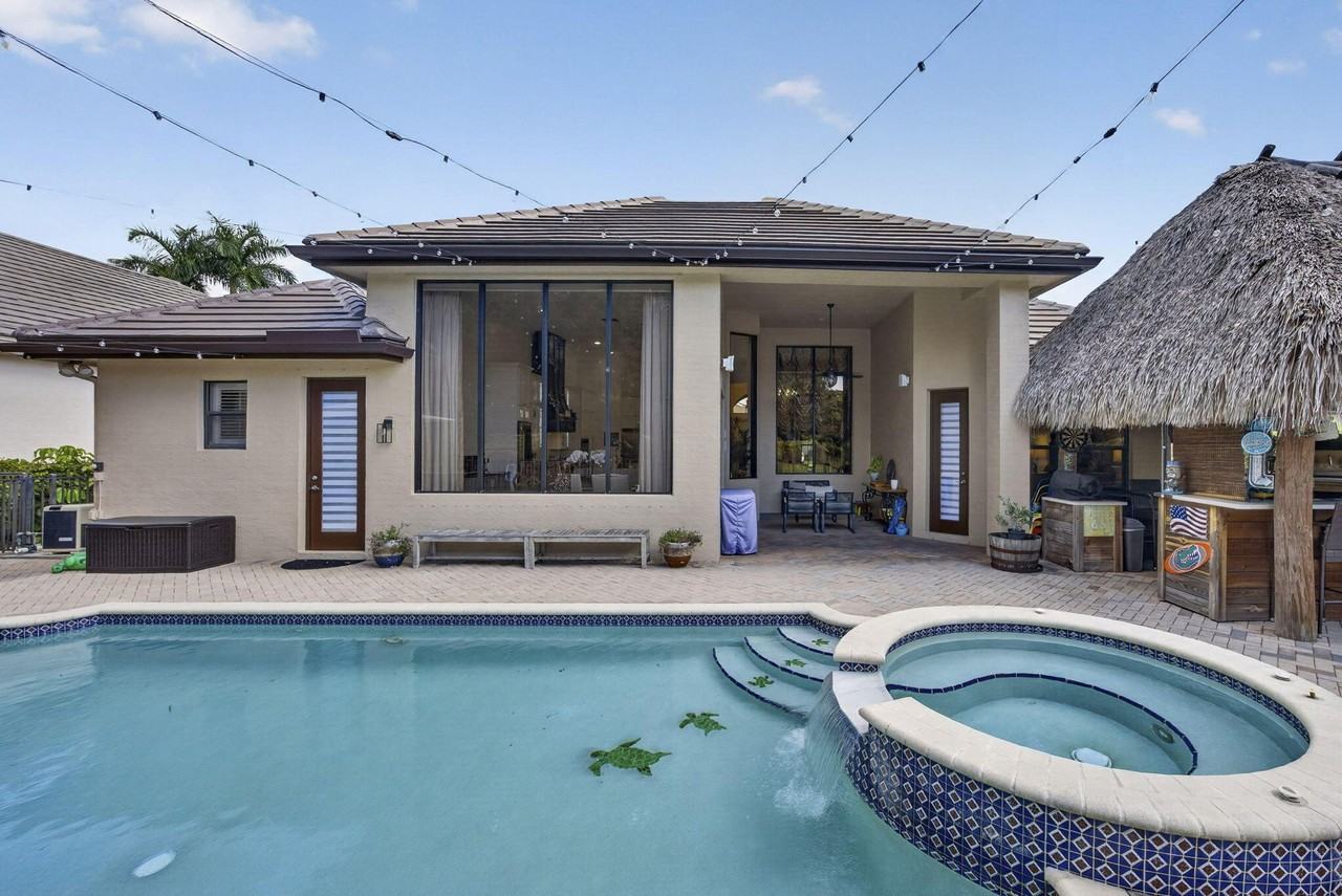 10336 Trianon Pl - Photo 4 of 50