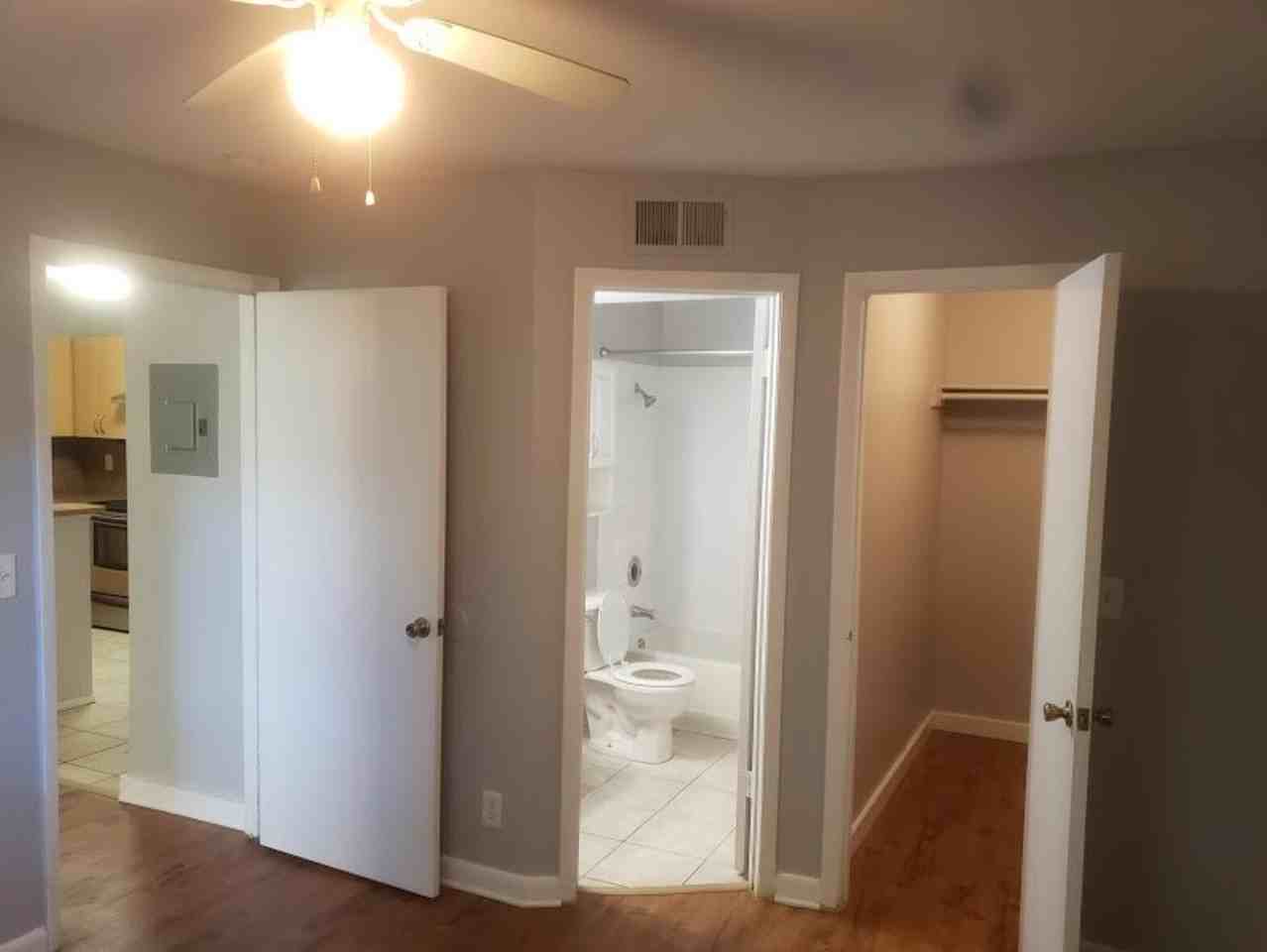 4088 Nw 87th Ave #4088 - Photo 2 of 4