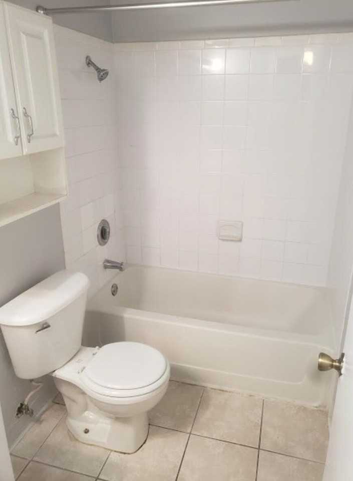 4088 Nw 87th Ave #4088 - Photo 3 of 4