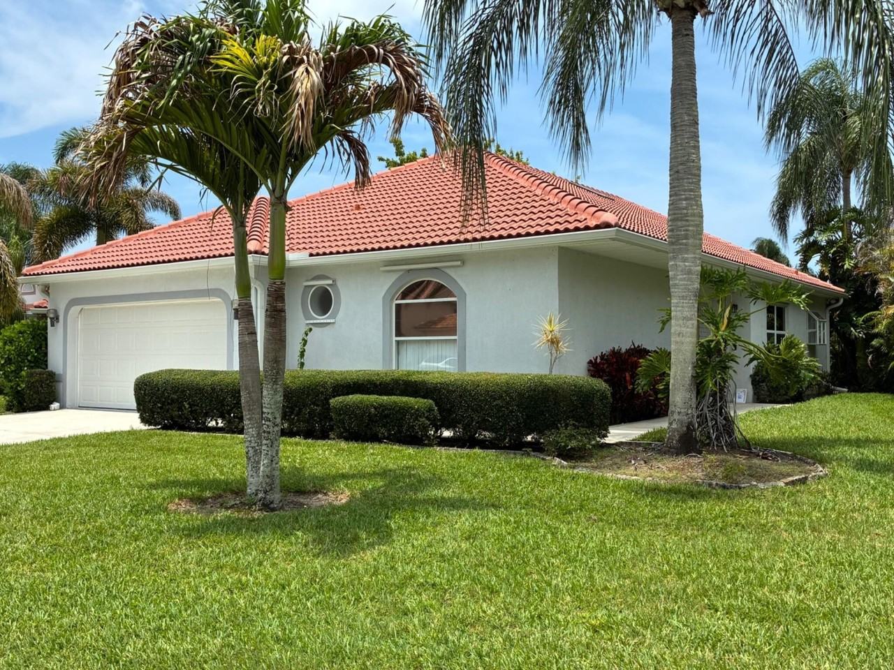 4309 Se Scotland Cay Way - Photo 2 of 29