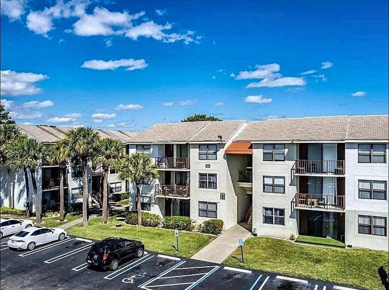 708 Executive Center Dr #12