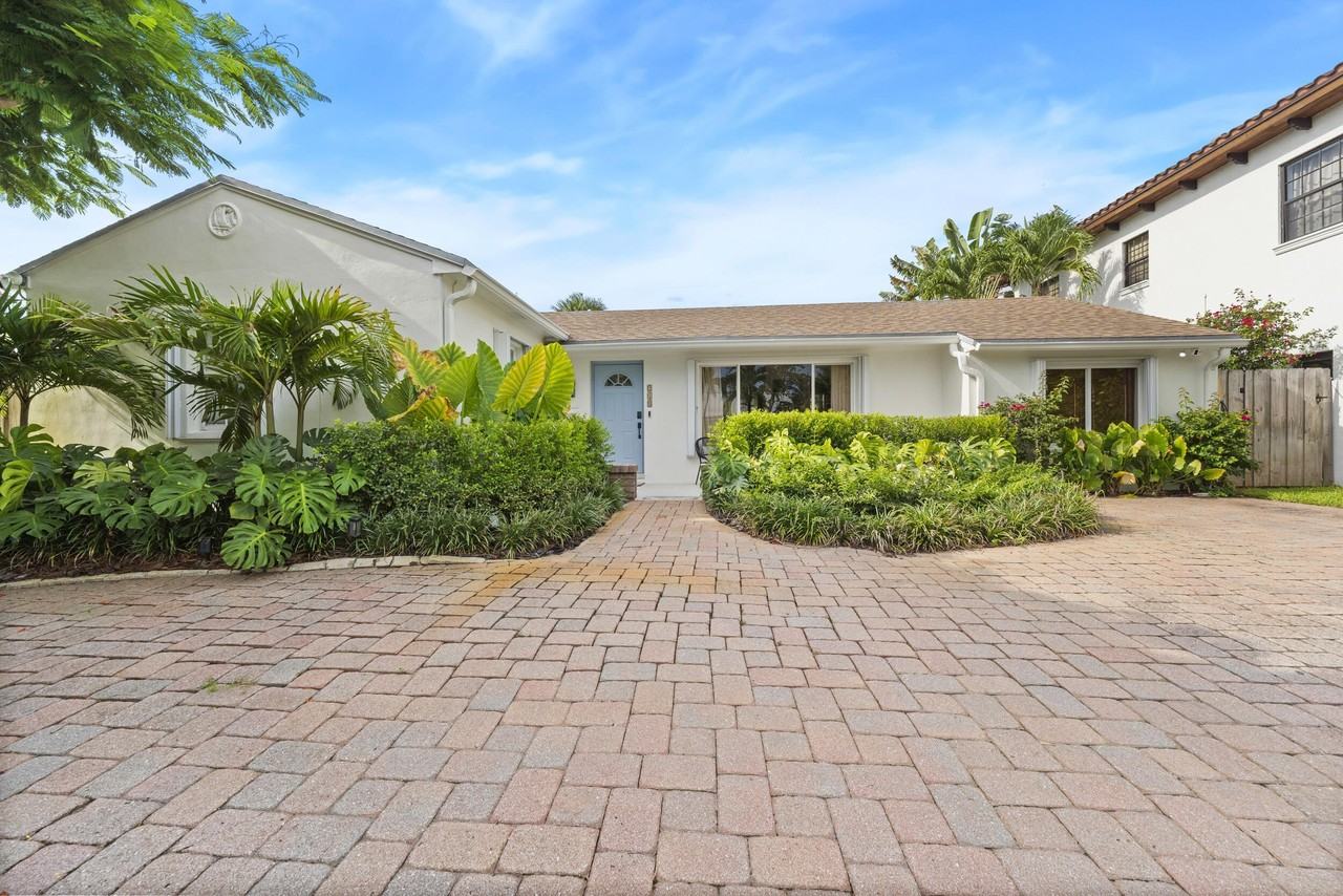 218 Alpine Rd