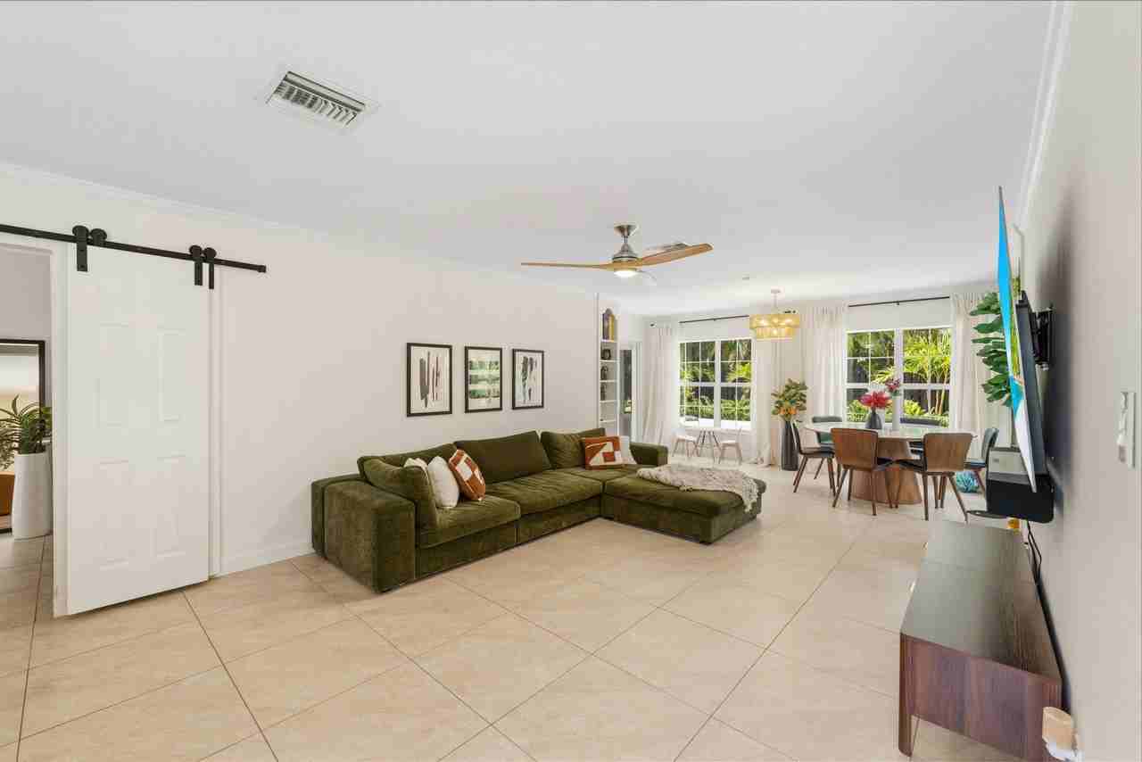 218 Alpine Rd - Photo 3 of 25