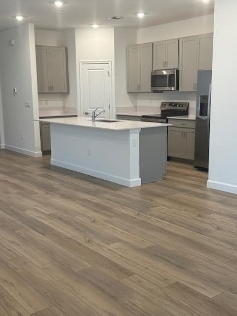 1545 Se Crosswood Way - Photo 3 of 12