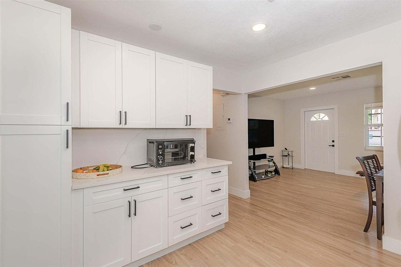 1449 Se 4th Ave #1449 - Photo 2 of 11