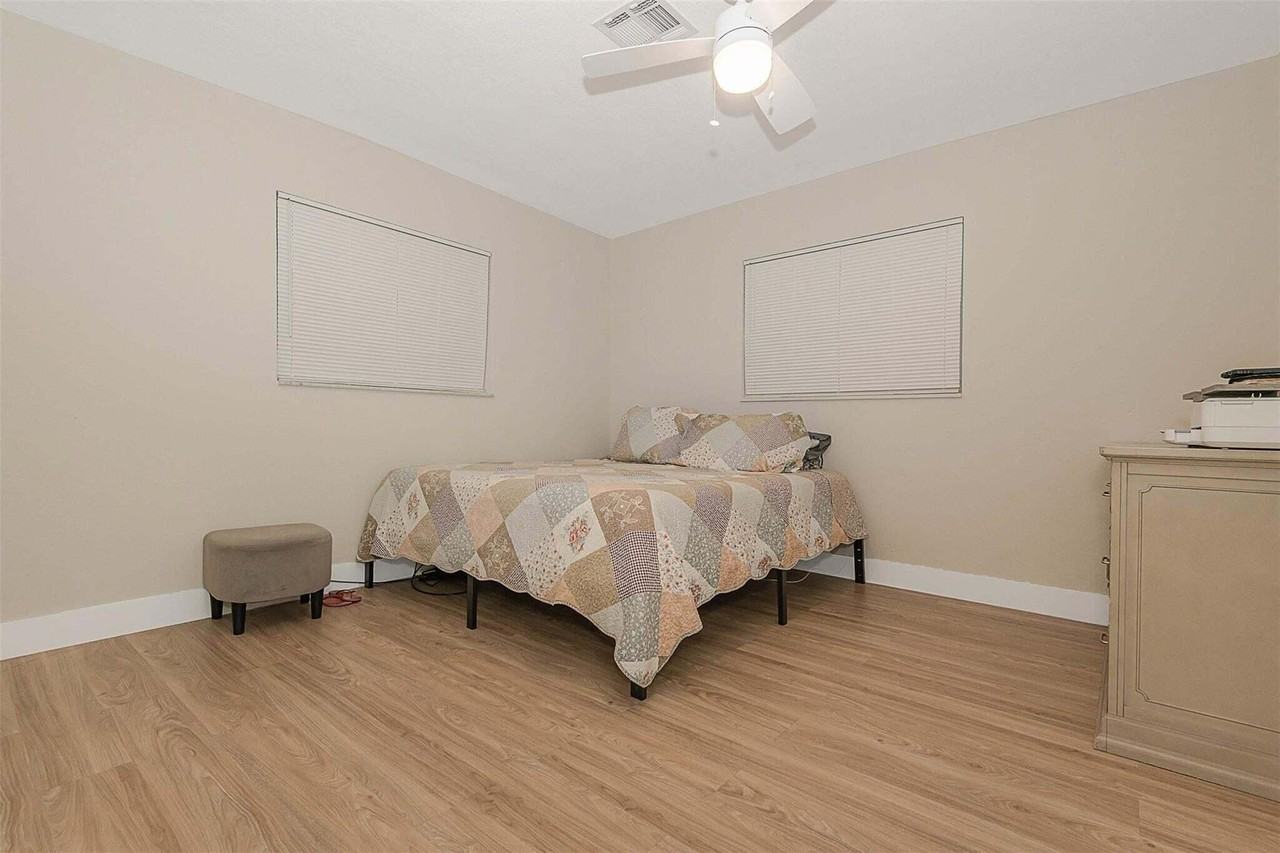 1449 Se 4th Ave #1449 - Photo 4 of 11