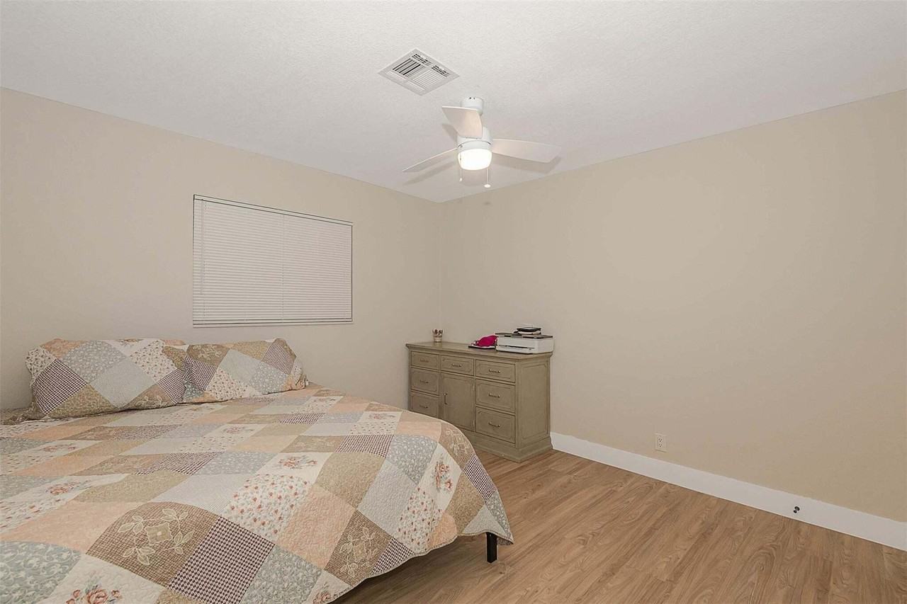 1449 Se 4th Ave #1449 - Photo 5 of 11