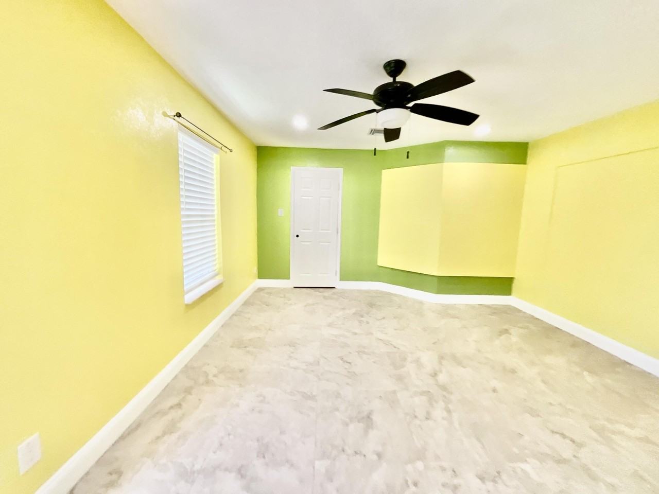 315 Sw Dwight Ave - Photo 6 of 14