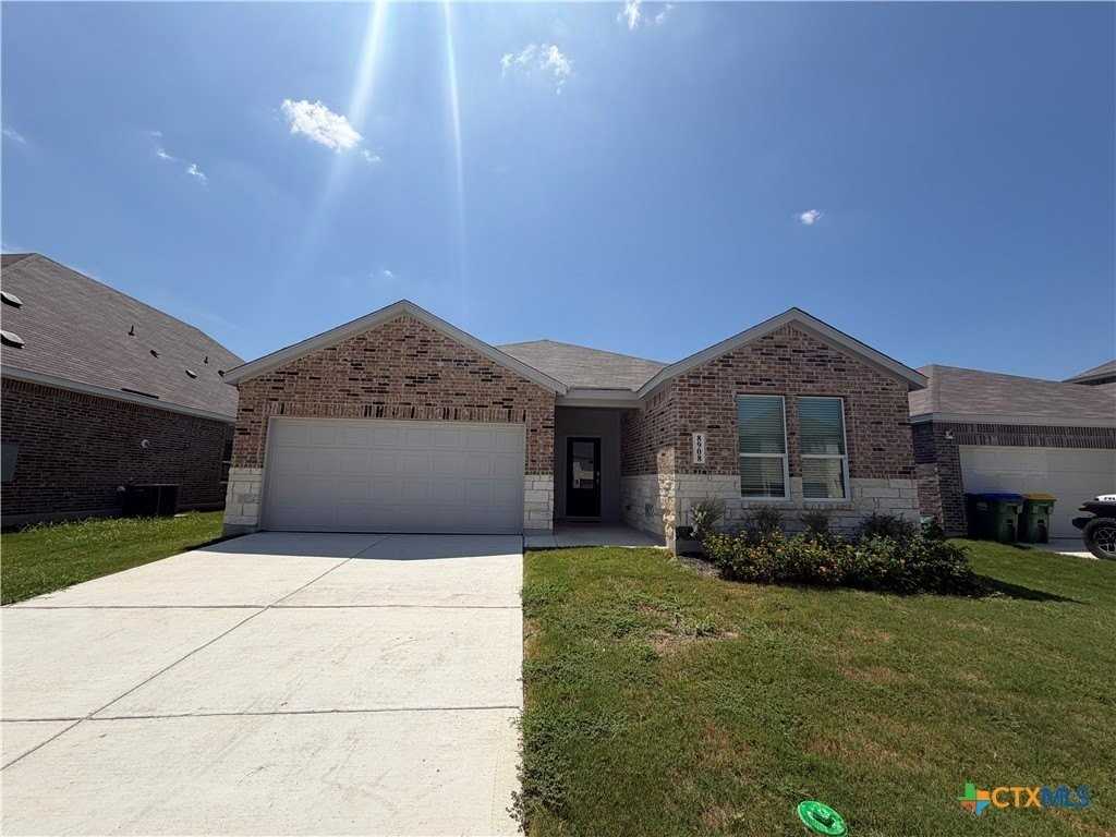8908 San Carlos