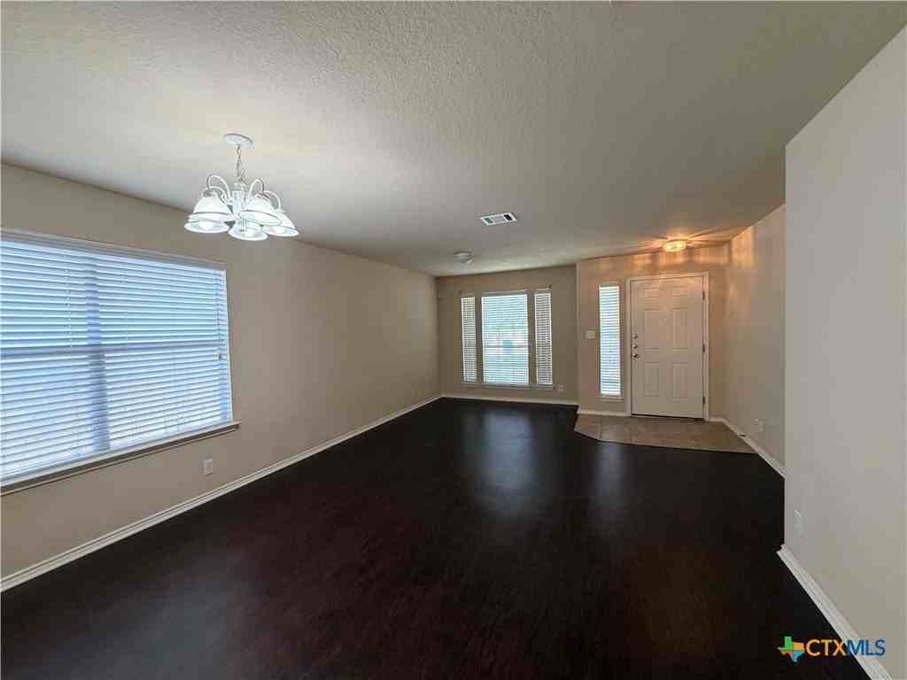 249 Val Verde Dr - Photo 6 of 37