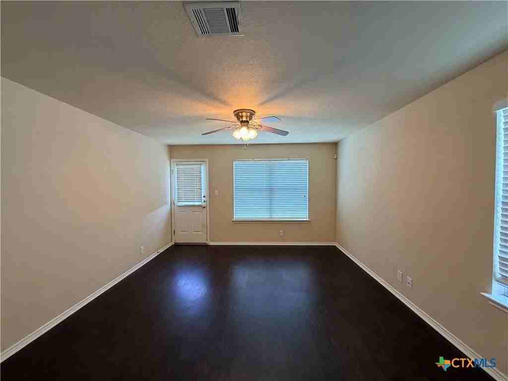 249 Val Verde Dr - Photo 7 of 37
