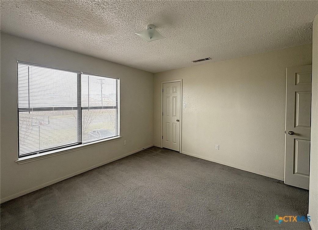 1307 Monroe Loop #D - Photo 5 of 13