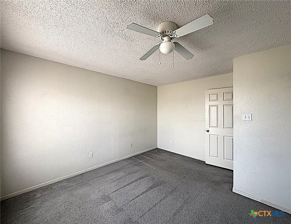 1307 Monroe Loop #D - Photo 6 of 13