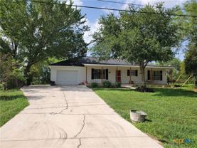 136 Royal Crest Cir - Photo 1 of 1