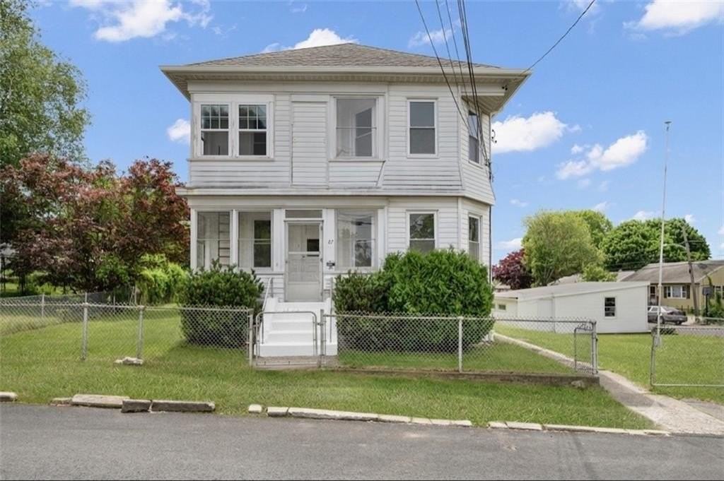 87 Lyman Ave - Photo 2 of 17