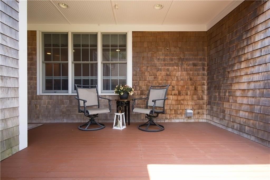 243 Ferry Landing Cir #12B - Photo 2 of 8