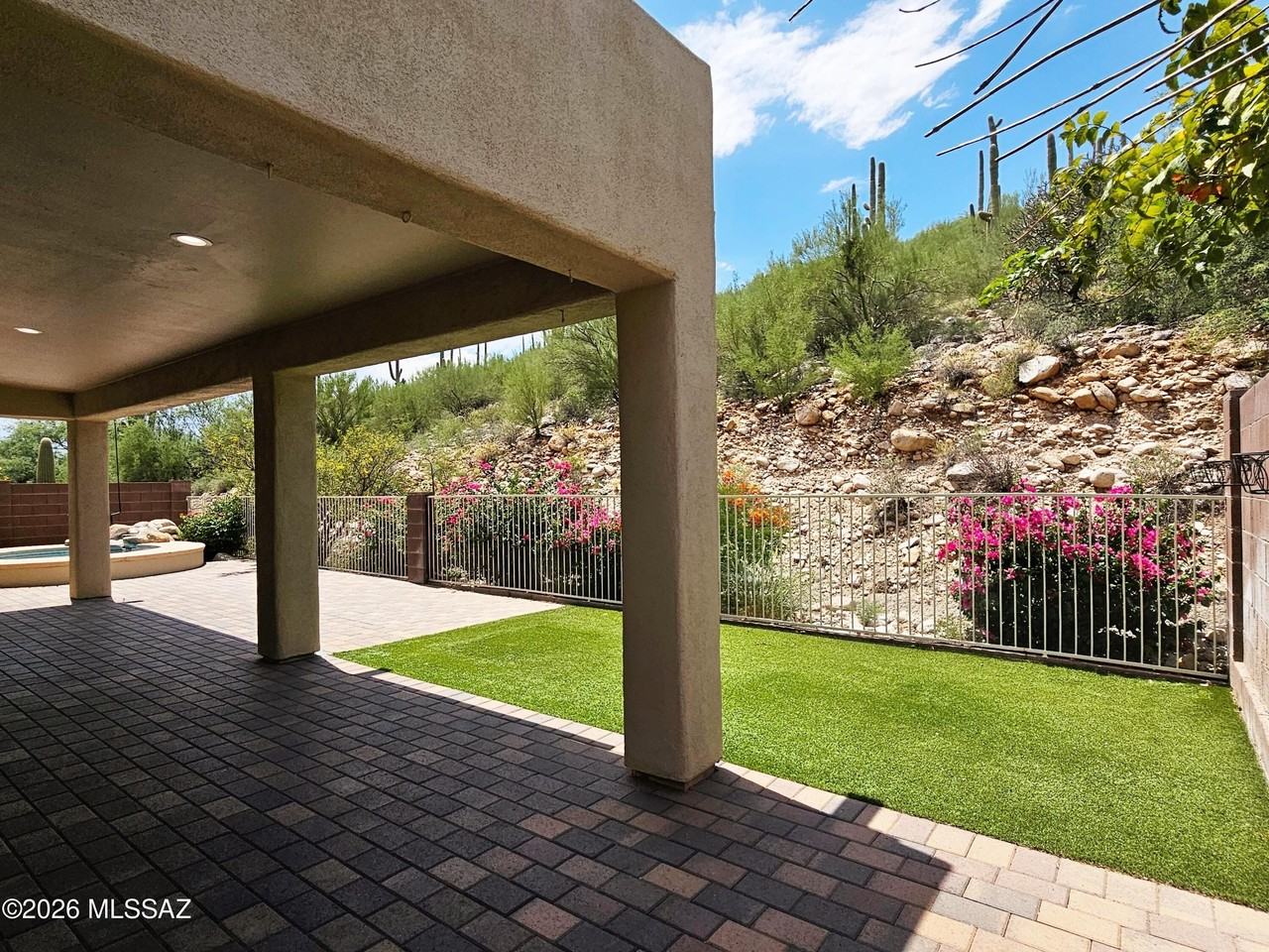 4389 N Sunset Cliff Dr - Photo 6 of 34