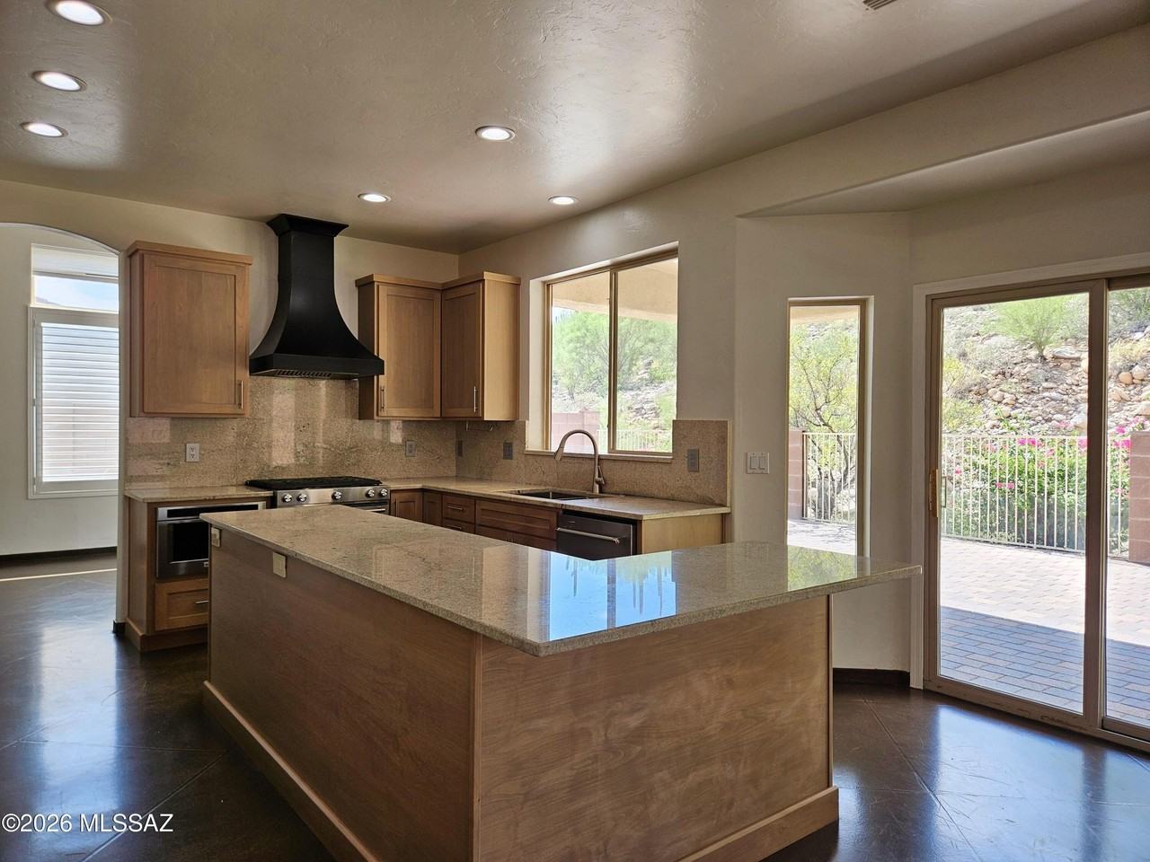 4389 N Sunset Cliff Dr - Photo 7 of 34