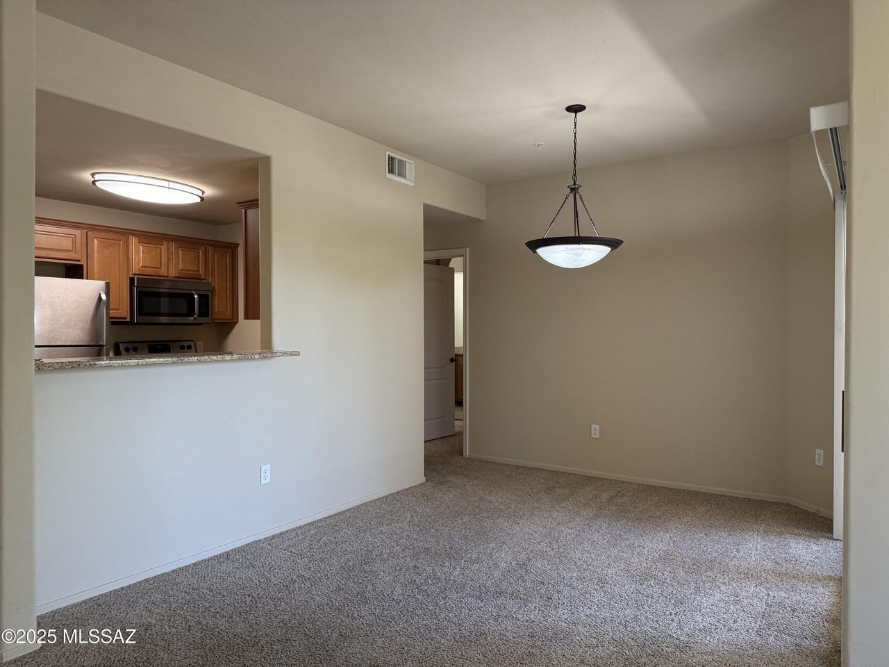 2550 E River Rd #7201 - Photo 6 of 32