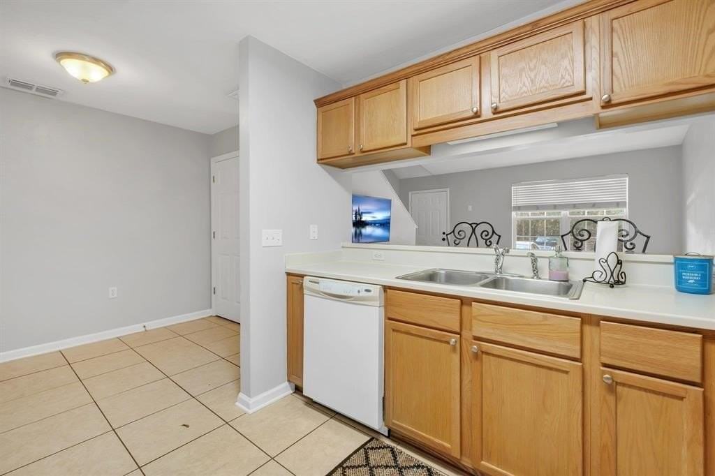 241 Dixie Dr #105OR5 - Photo 2 of 13