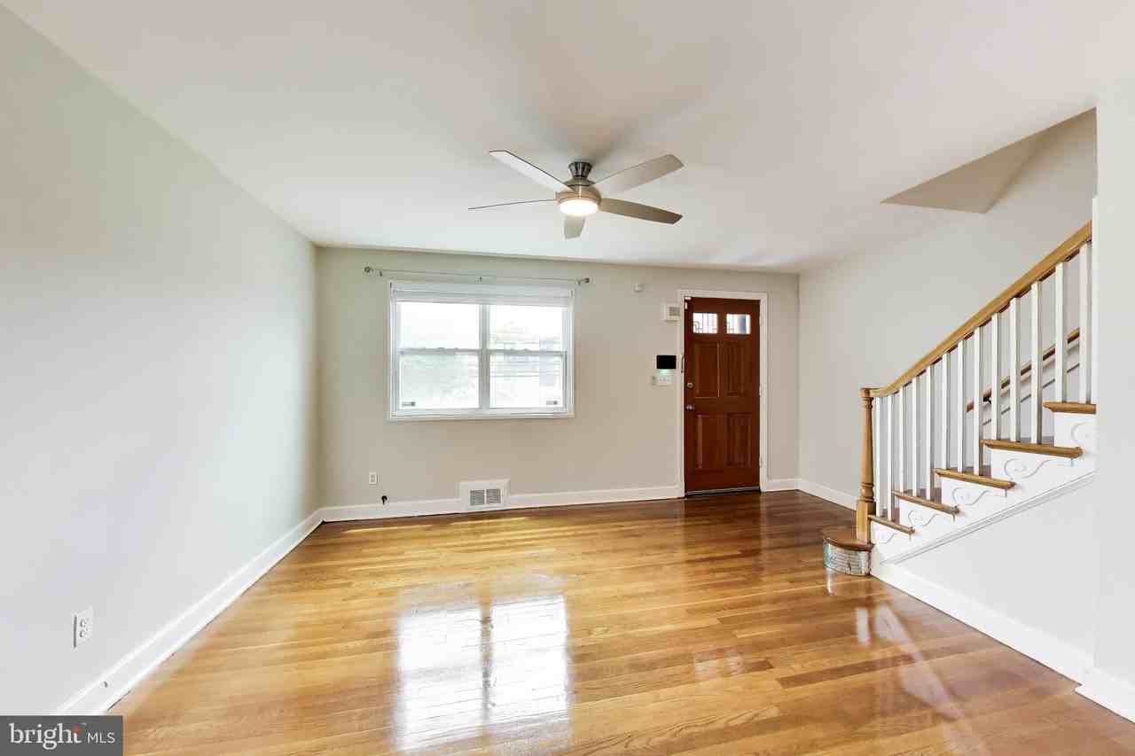 640 Chesapeake St Se - Photo 2 of 24