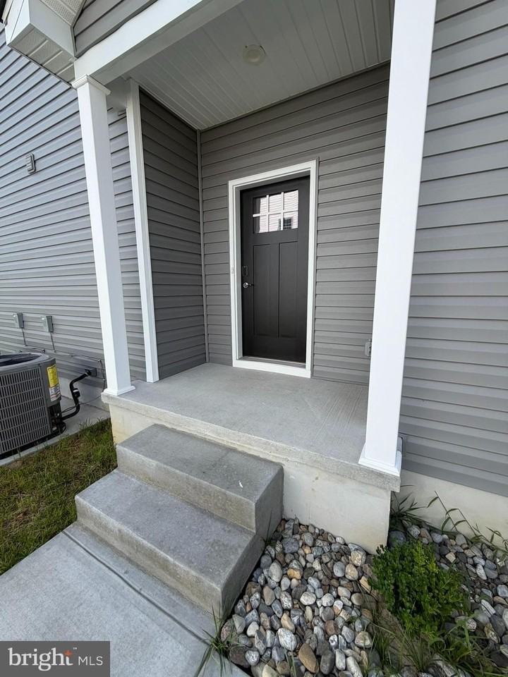 11 Valhalla Ct - Photo 2 of 23
