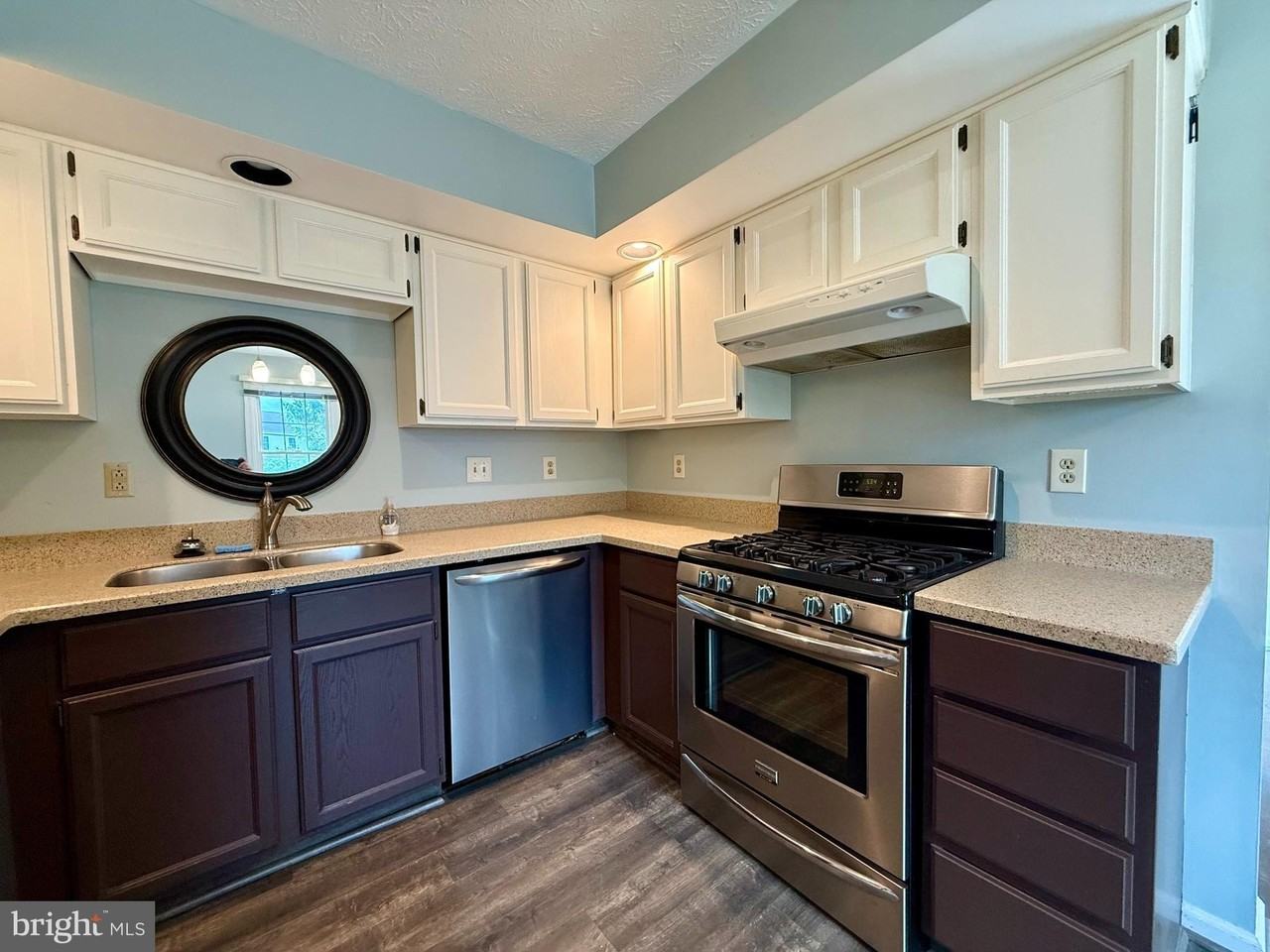 2443 Warm Spring Way - Photo 4 of 22