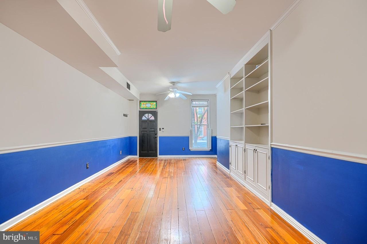 1419 Battery Ave - Photo 4 of 27