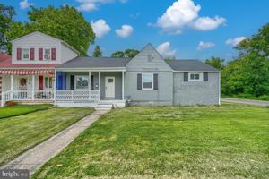 featured image of 4722 Raspe Ave