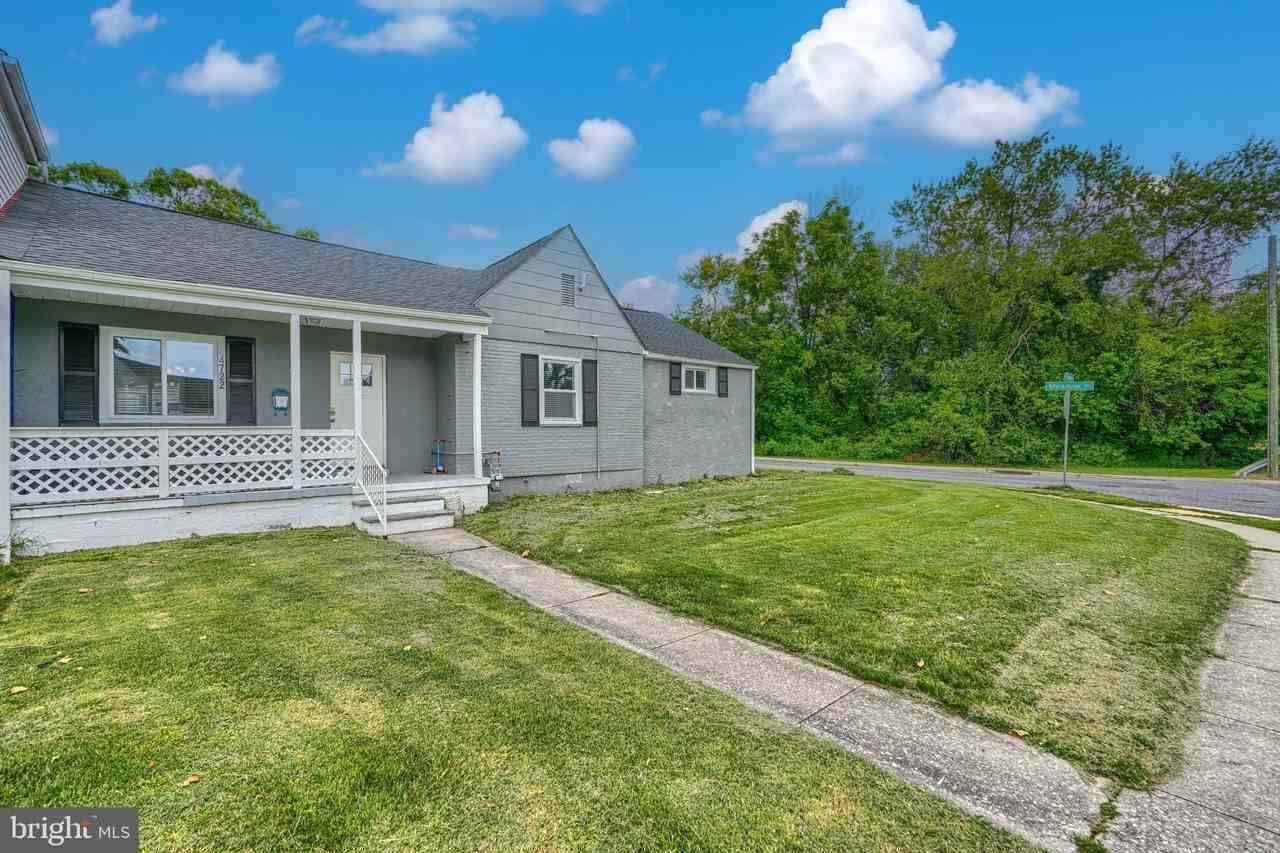 4722 Raspe Ave - Photo 2 of 29