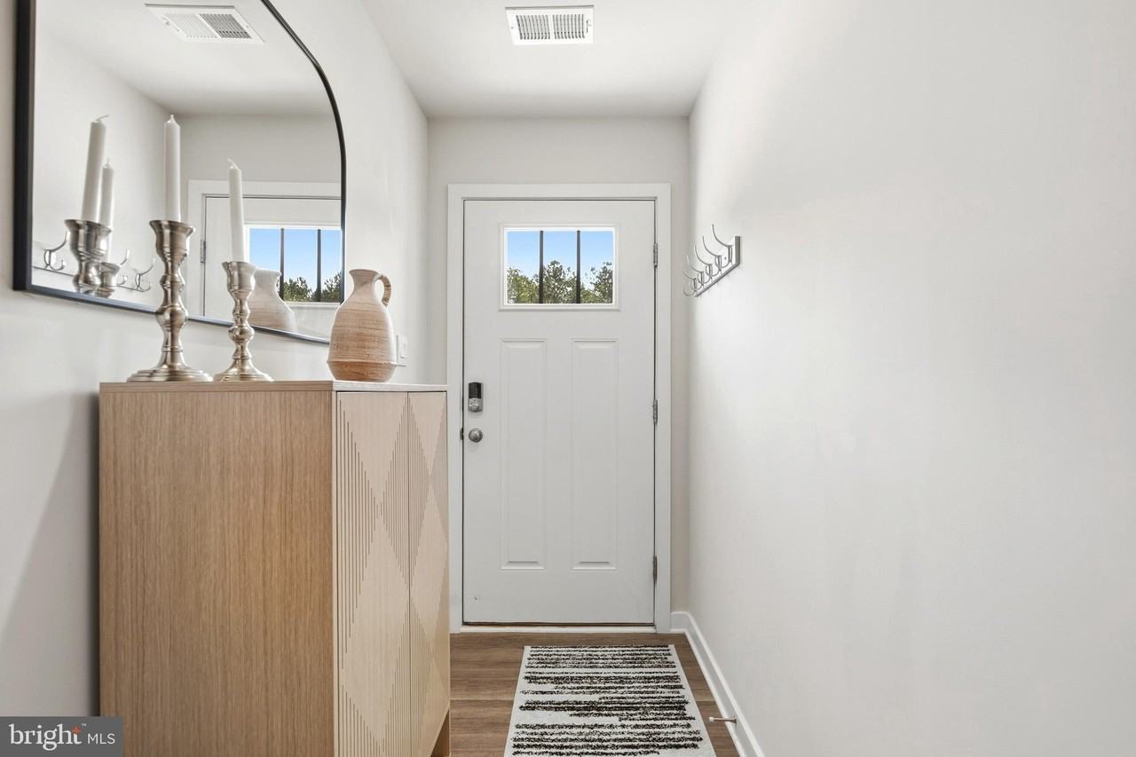 369 Soft Rush Ln - Photo 3 of 32