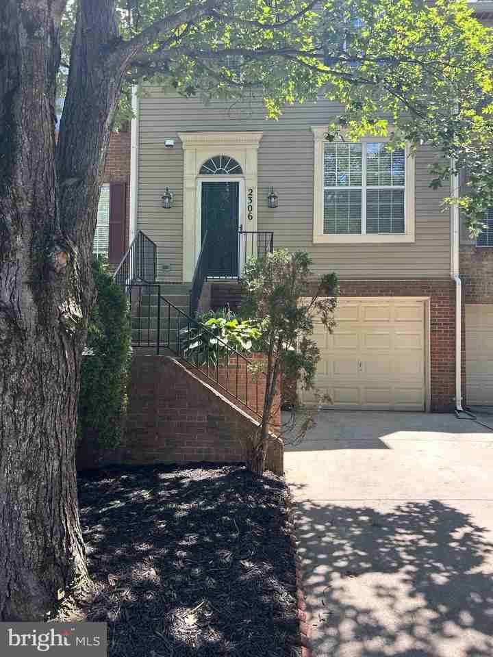 2306 Cold Meadow Way - Photo 3 of 49