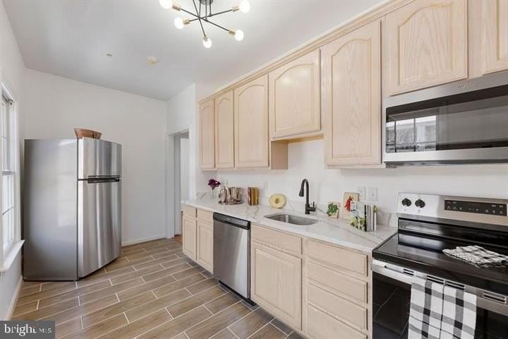232 Main St #4 - Photo 4 of 26