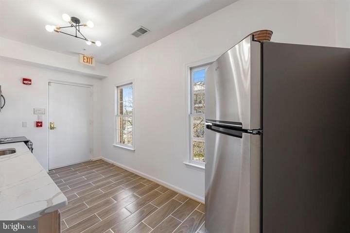 232 Main St #4 - Photo 5 of 26