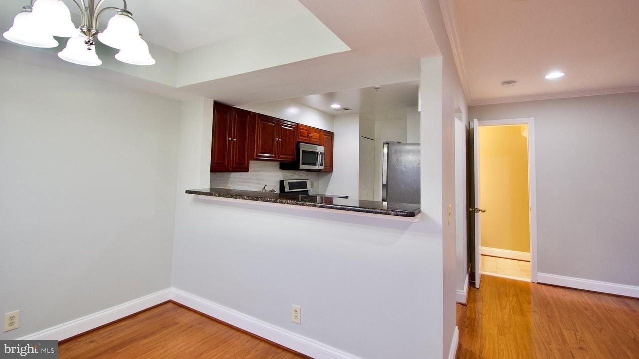 5705 Chapman Mill Dr #150 - Photo 5 of 20