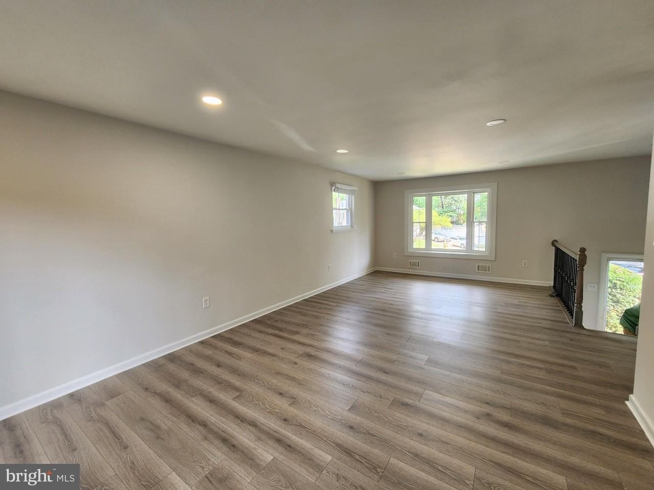 2703 Bey Ct - Photo 5 of 22