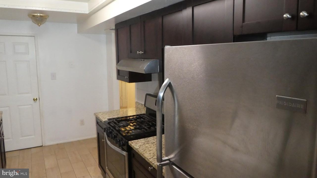 10214 Prince Pl #204 - Photo 7 of 21
