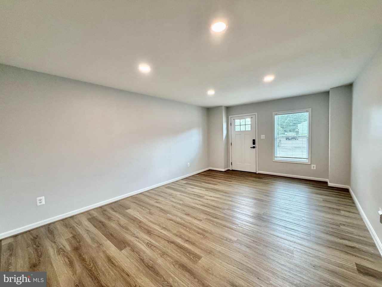 17476 Piney Point Rd #6 - Photo 2 of 10