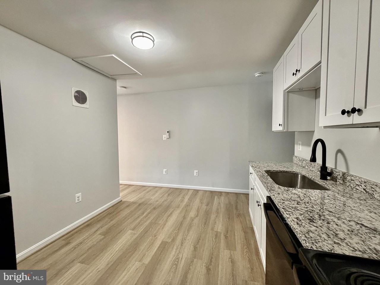 17476 Piney Point Rd #6 - Photo 4 of 10