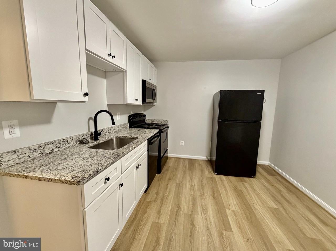 17476 Piney Point Rd #6 - Photo 6 of 10
