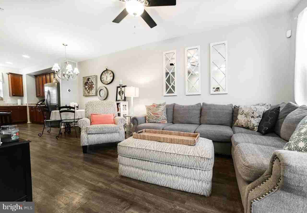 23208 Starry Way - Photo 3 of 44